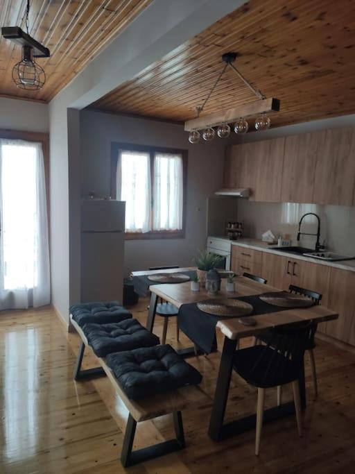 Politis' Wooden House Daire Vasilikí Dış mekan fotoğraf